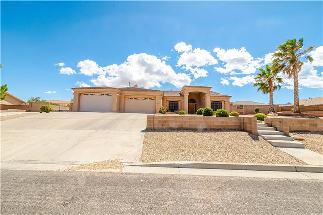 2276 Seminole Drive, Kingman, AZ 86401