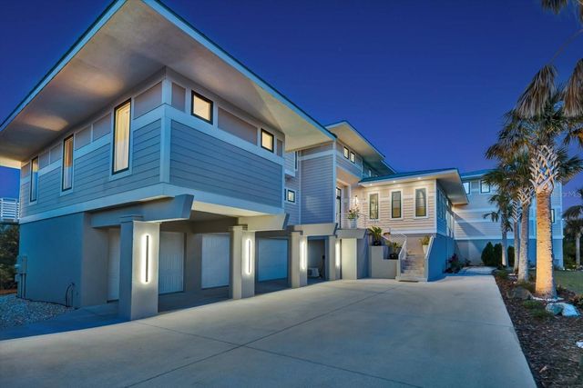 2590 PALM AVENUE, Flagler Beach, FL 32136