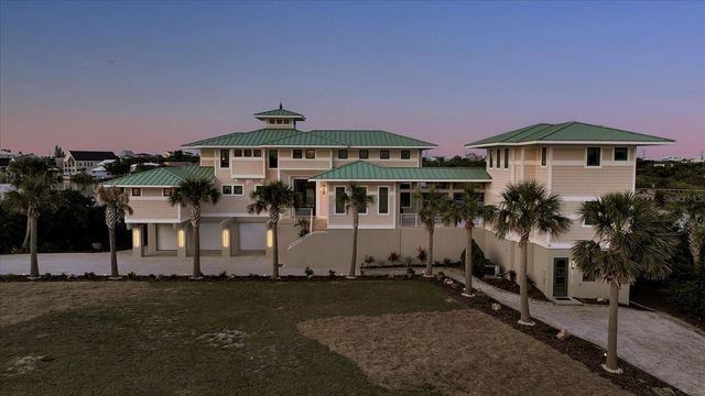 2590 PALM AVENUE, Flagler Beach, FL 32136