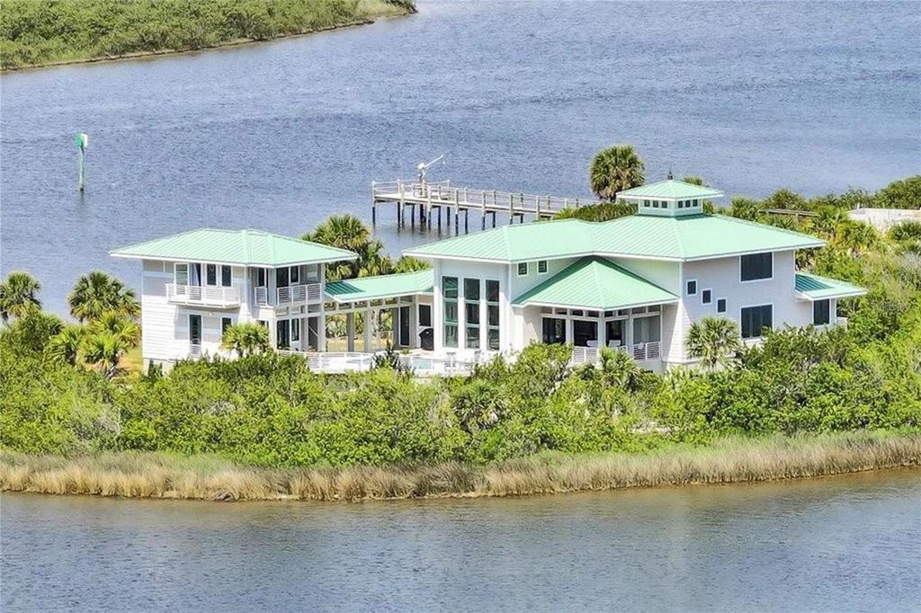 2590 PALM AVENUE, Flagler Beach, FL 32136