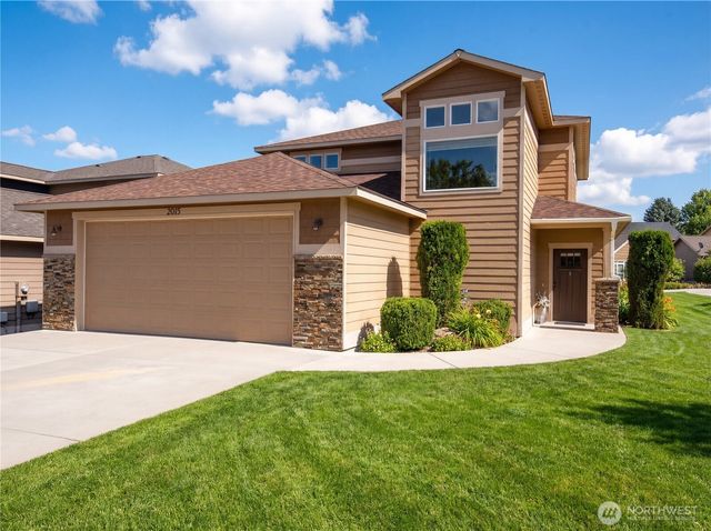 2015 Woodridge Street, Wenatchee, WA 98801