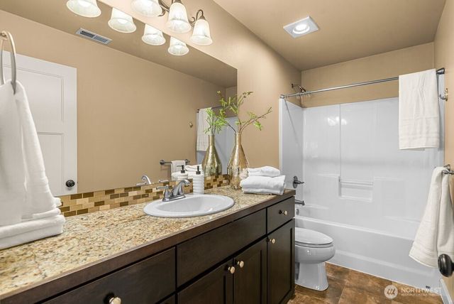 2015 Woodridge Street, Wenatchee, WA 98801