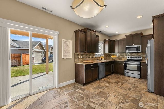 2015 Woodridge Street, Wenatchee, WA 98801