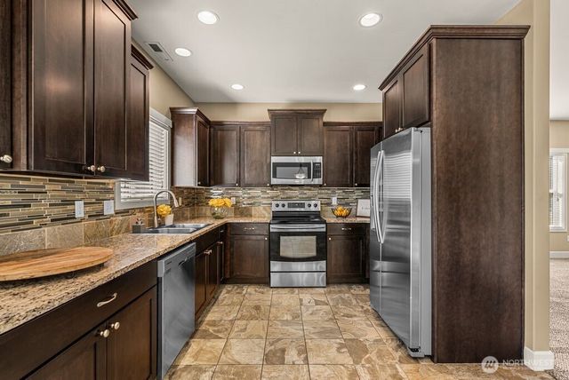 2015 Woodridge Street, Wenatchee, WA 98801