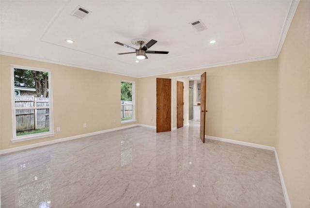 1606 Rosemary Drive, Arlington, TX 76014