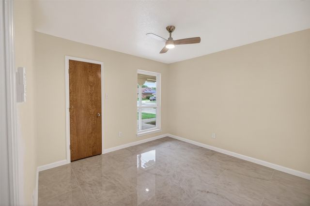 1606 Rosemary Drive, Arlington, TX 76014