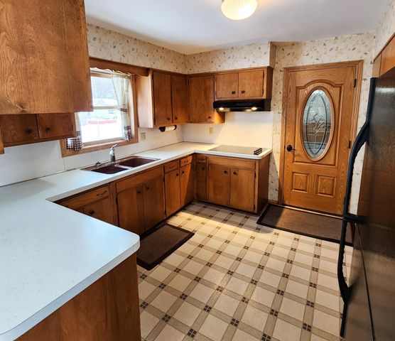 330 1st Street W, Lake Lillian, MN 56253