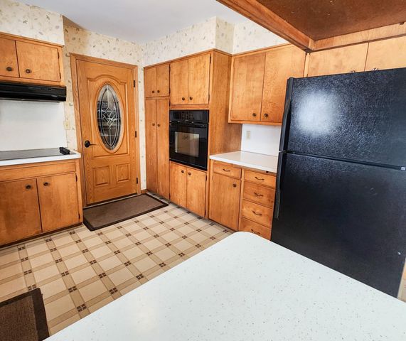 330 1st Street W, Lake Lillian, MN 56253