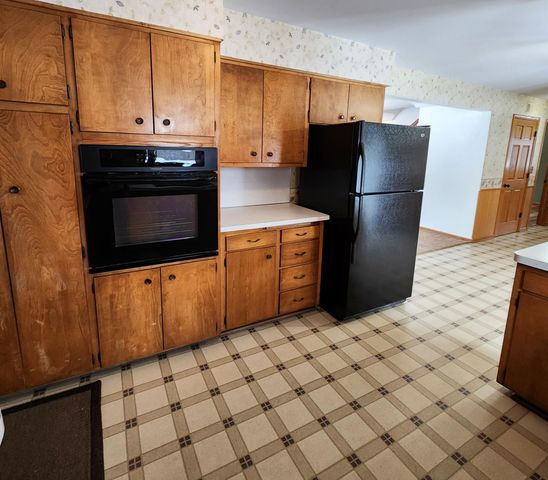 330 1st Street W, Lake Lillian, MN 56253