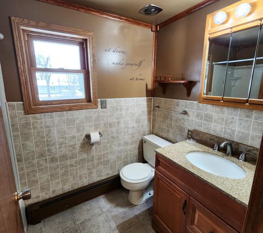 330 1st Street W, Lake Lillian, MN 56253