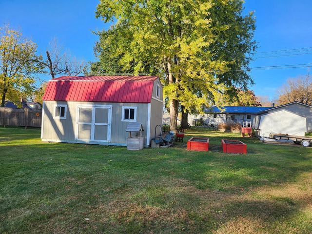 330 1st Street W, Lake Lillian, MN 56253