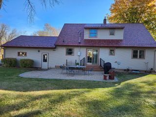 330 1st Street W, Lake Lillian, MN 56253