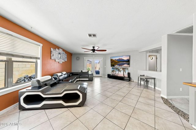 15618 W PORT AU PRINCE Lane, Surprise, AZ 85379