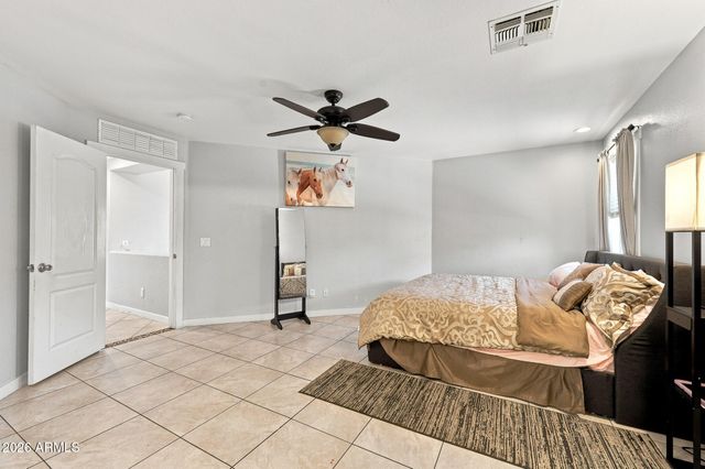 15618 W PORT AU PRINCE Lane, Surprise, AZ 85379