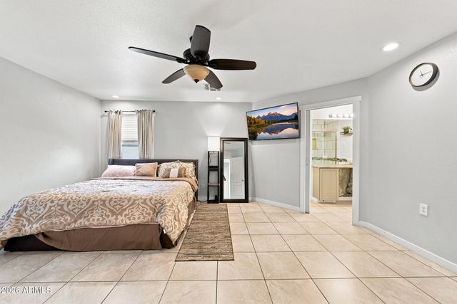 15618 W PORT AU PRINCE Lane, Surprise, AZ 85379