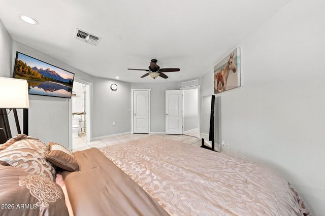 15618 W PORT AU PRINCE Lane, Surprise, AZ 85379