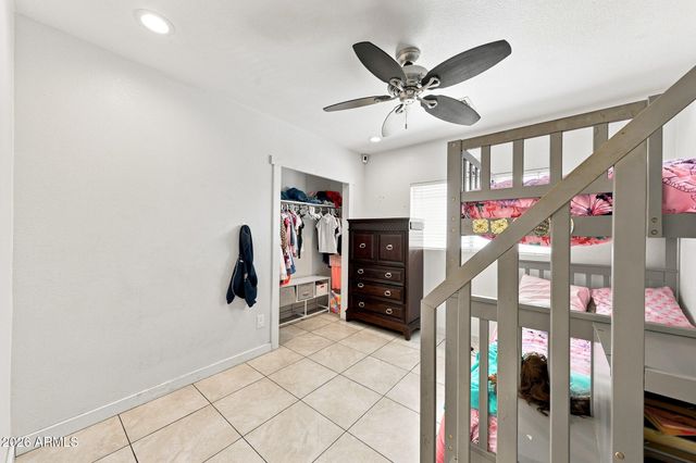 15618 W PORT AU PRINCE Lane, Surprise, AZ 85379