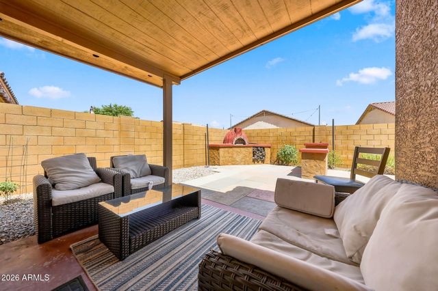 15618 W PORT AU PRINCE Lane, Surprise, AZ 85379