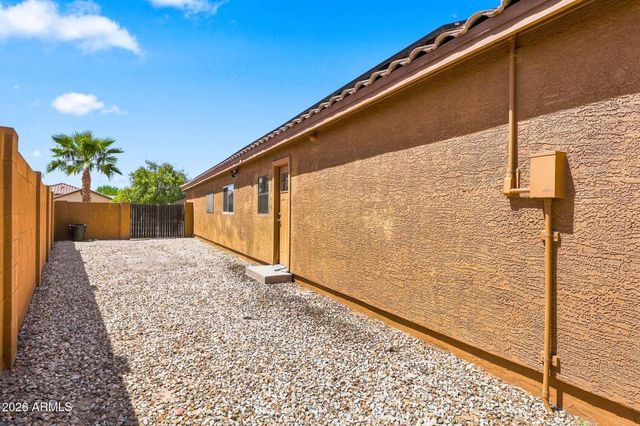 15618 W PORT AU PRINCE Lane, Surprise, AZ 85379