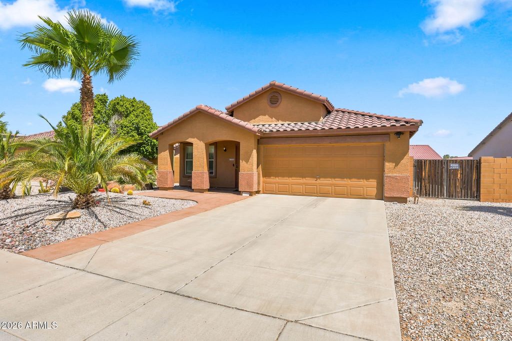15618 W PORT AU PRINCE Lane, Surprise, AZ 85379