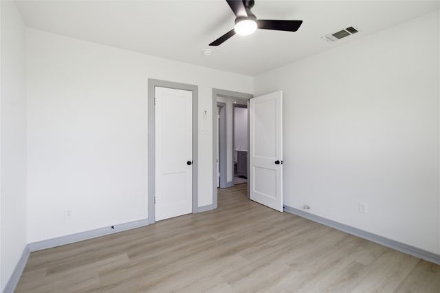 2033 Redman Circle, Dallas, TX 75223