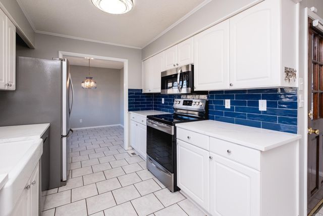 11480 Bainbridge Drive, Little Rock, AR 72212