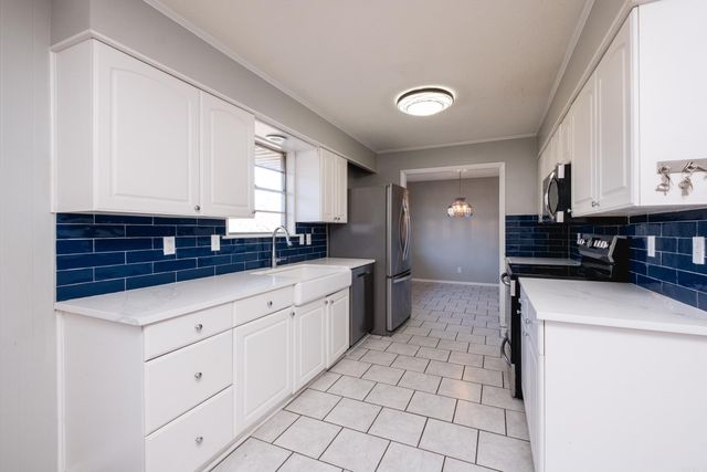 11480 Bainbridge Drive, Little Rock, AR 72212