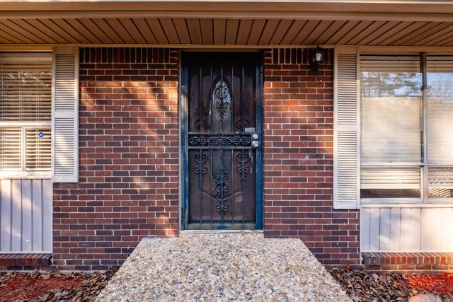 11480 Bainbridge Drive, Little Rock, AR 72212