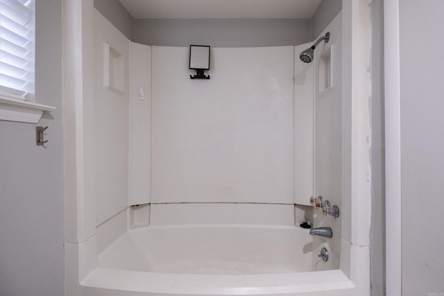 11480 Bainbridge Drive, Little Rock, AR 72212