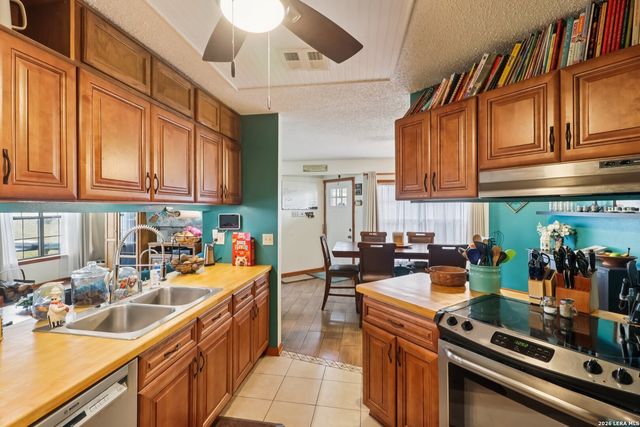 10000 Trout Ridge, Converse, TX 78109