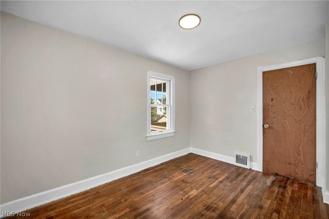 334 E 197 Street, Euclid, OH 44119
