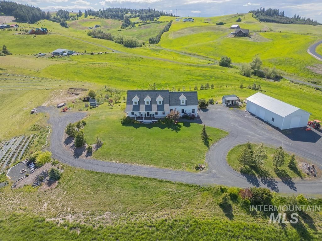 1027 Larkspur, Moscow, ID 83843