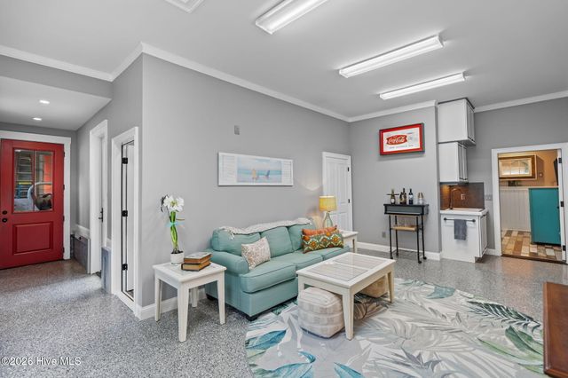 800 North Carolina Avenue, Carolina Beach, NC 28428