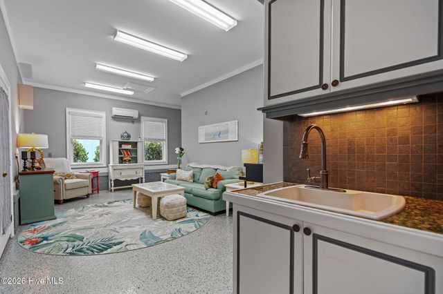 800 North Carolina Avenue, Carolina Beach, NC 28428