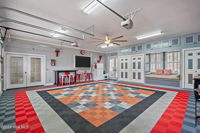 800 North Carolina Avenue, Carolina Beach, NC 28428