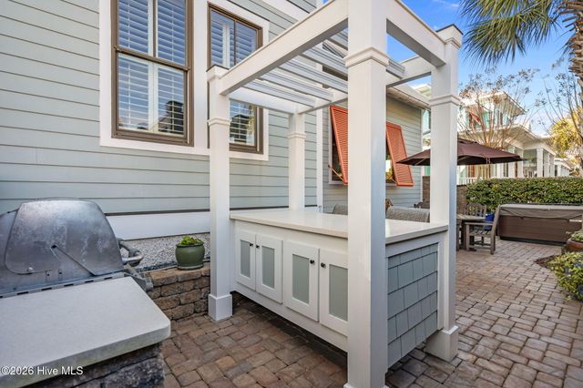 800 North Carolina Avenue, Carolina Beach, NC 28428