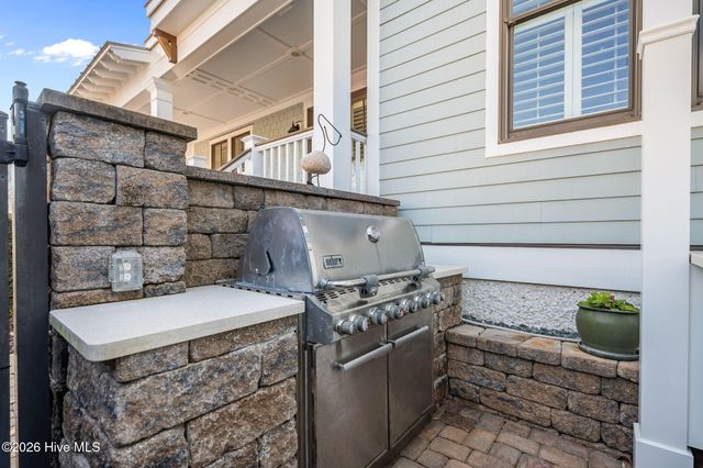 800 North Carolina Avenue, Carolina Beach, NC 28428