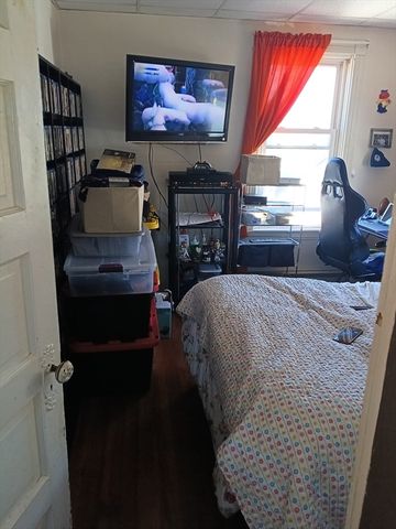 248 S Main St, Attleboro, MA 02703