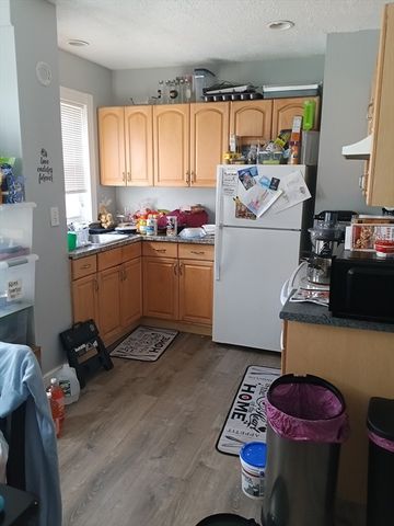 248 S Main St, Attleboro, MA 02703