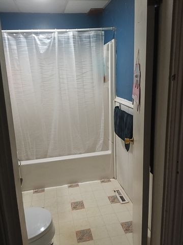 248 S Main St, Attleboro, MA 02703