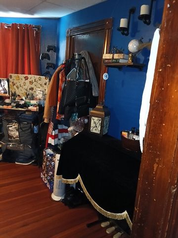 248 S Main St, Attleboro, MA 02703