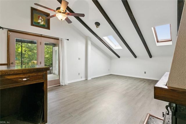 239 Windsor Castle DR, Newport News, VA 23608