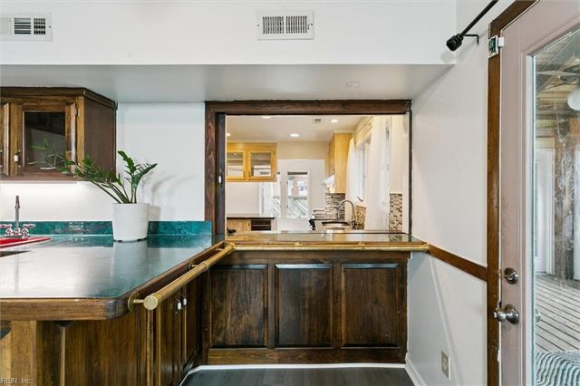 239 Windsor Castle DR, Newport News, VA 23608