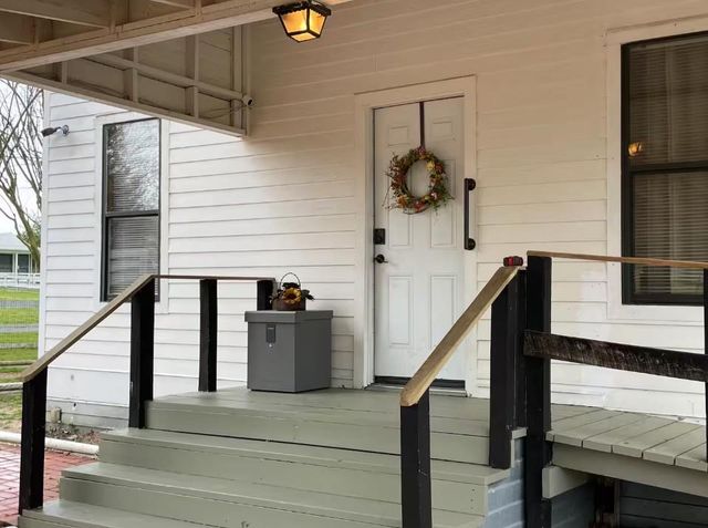 1241 Post OakPoint RD, New Ulm, TX 78950