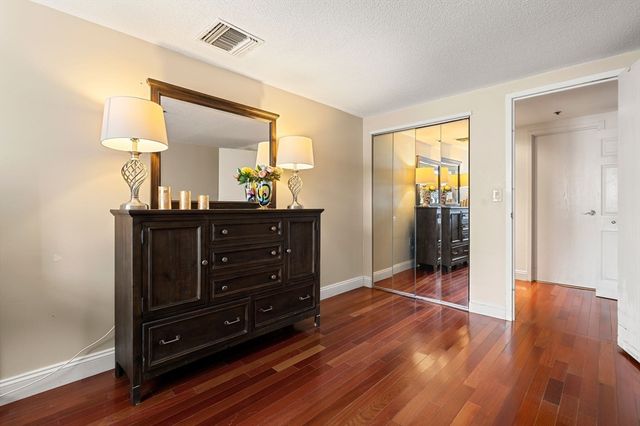 200 Burkhall St 109, Weymouth, MA 02190