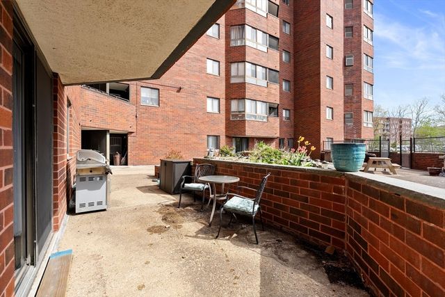 200 Burkhall St 109, Weymouth, MA 02190