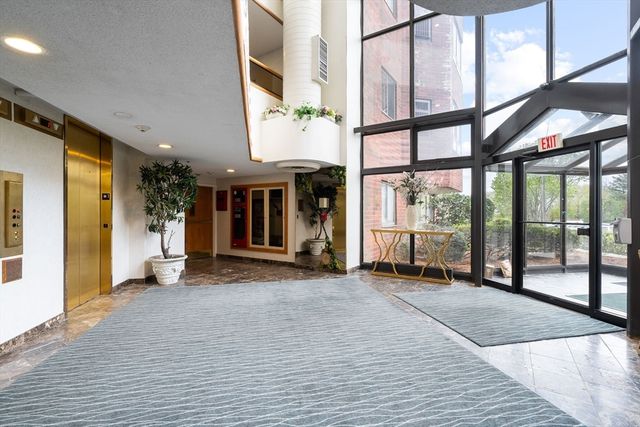 200 Burkhall St 109, Weymouth, MA 02190