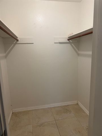 6373 S Briar Bayou Drive, Houston, TX 77072