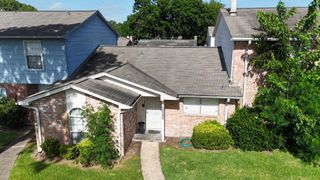 6373 S Briar Bayou Drive, Houston, TX 77072