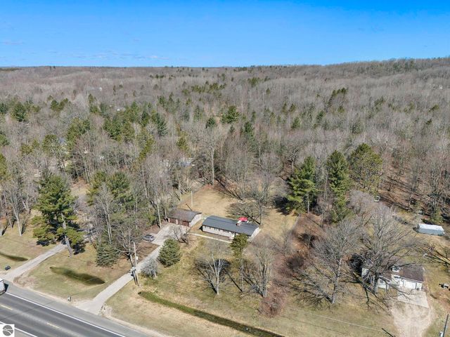 11881 E M-55, Cadillac, MI 49601